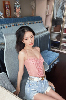 善良的邻居的妻子3